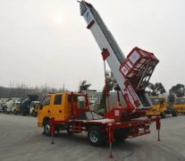 登高云梯车生产厂家-登高云梯车-鹿鸣机械设备