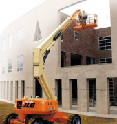 小型高空作业车-高空作业车-鹿鸣机械设备厂家