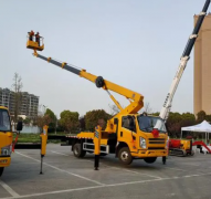 高空作业车主要厂家-鹿鸣机械(在线咨询)-高空作