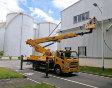 上料高空升降车-高空升降车-鹿鸣机械设备(查看