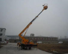 18米高空作业车厂家-新疆高空作业车-山东鹿鸣机