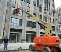 搬家高空升降车-新疆高空升降车-山东鹿鸣机械设