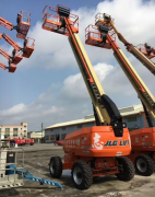 198彩注册惠和租赁直臂高空作业平台的优点