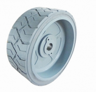 室内使用高空作业平台为什么要用无痕轮胎