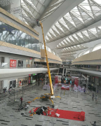 198彩开户臂式高空作业车的结构与油缸设计