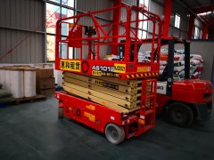 升降机租赁公司是如何进行的设备保养